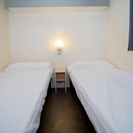 约卡马尔露营酒店 营地 罗萨斯